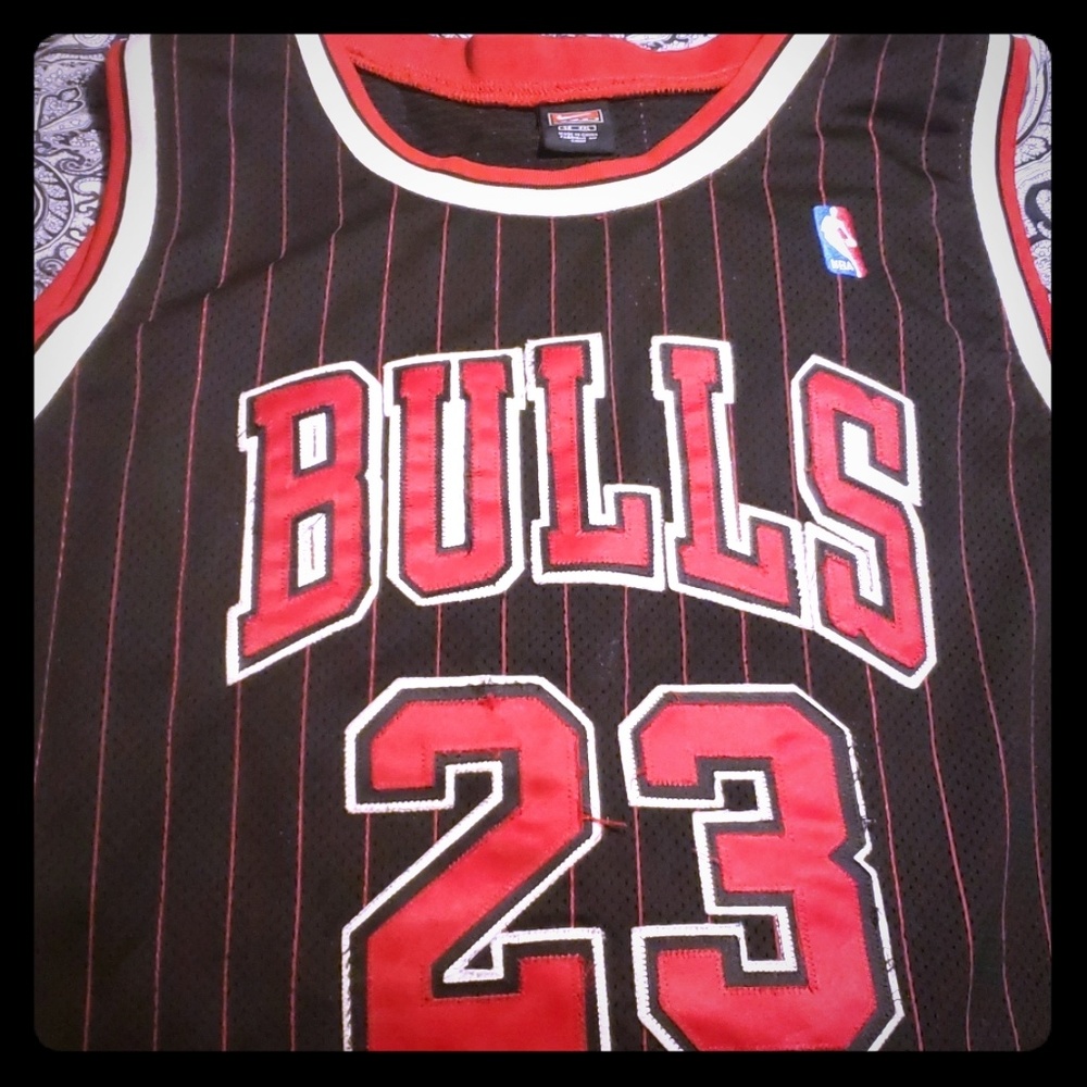 Bulls Jersey #23
